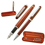 Elegante set di scrittura in legno composto da penna a sfera e penna stilografica.